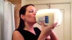 Amateur lady tries the milk challenge..