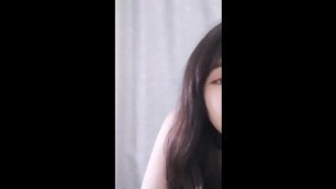 Sensual Japanese Teen Starting Webcam Carrier
